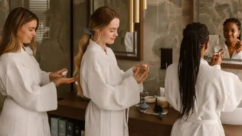 Selfcare voor thuis: 5 tips voor zichtbaar mooie huid en haren