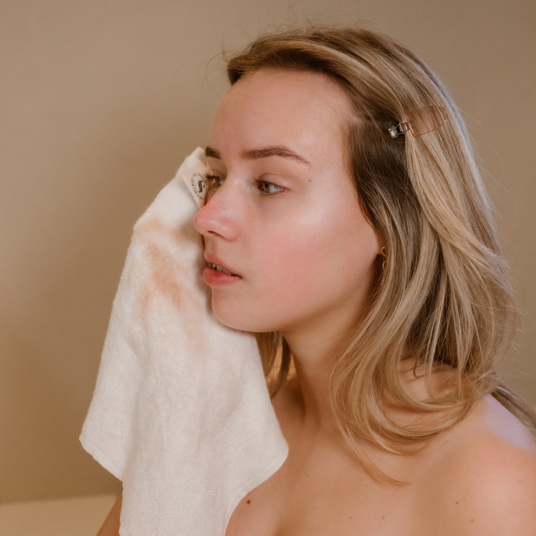 Skin for Skin bamboo wash cloth gebruikt voor het reinigen van gezicht en verwijderen van make-up