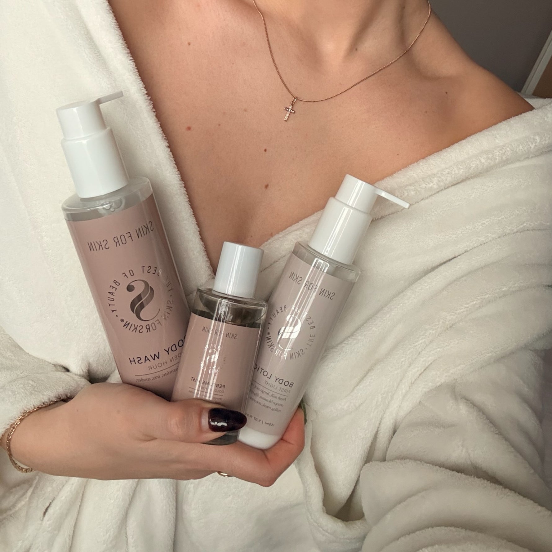 Body Wash Golden Hour van Skin for Skin als onderdeel van een lichaamsverzorgingsroutine