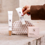 De Store Your Essentials Bag van Skin for Skin met verzorgingsproducten