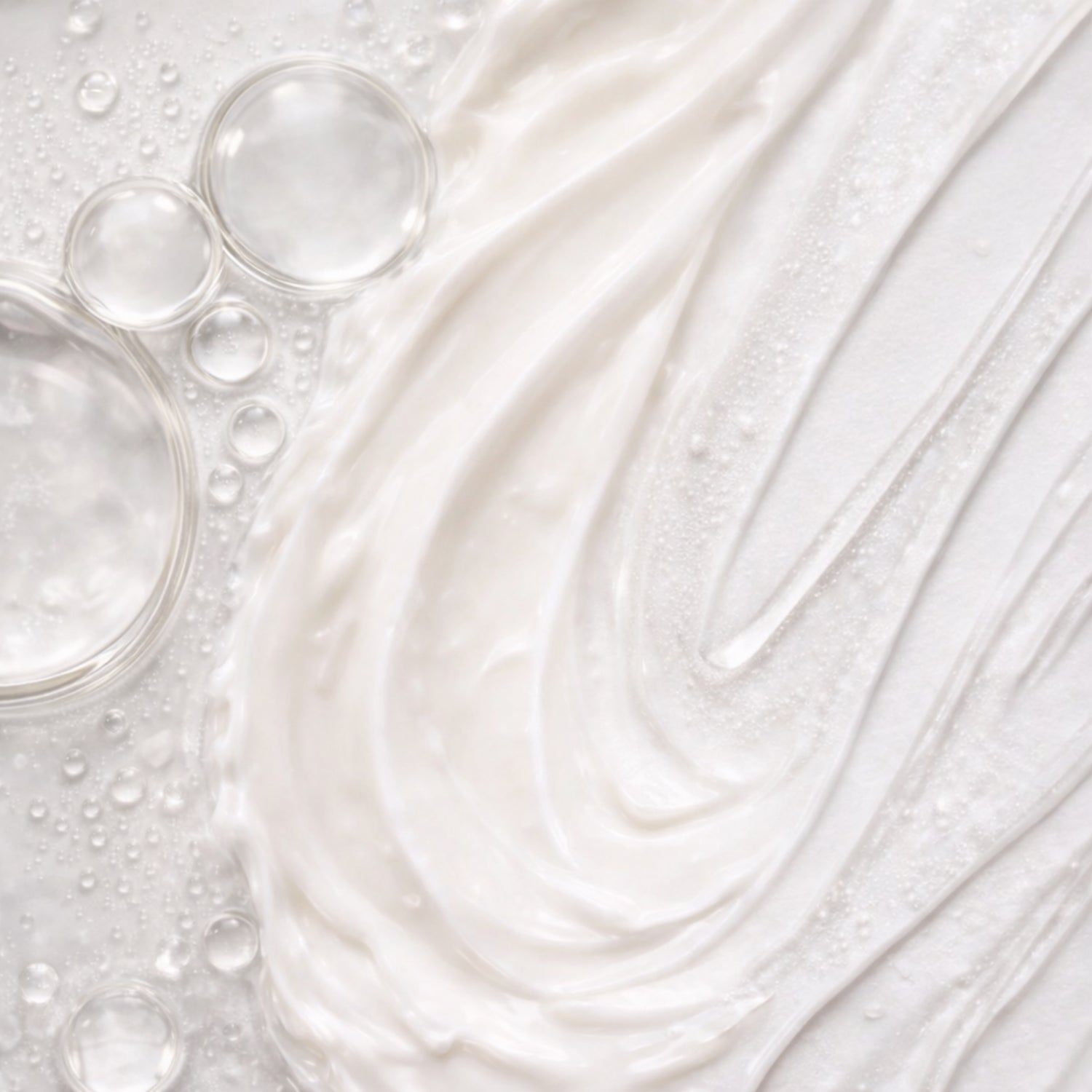 Textuur van de producten uit The Instant Glow Set van Skin for Skin.