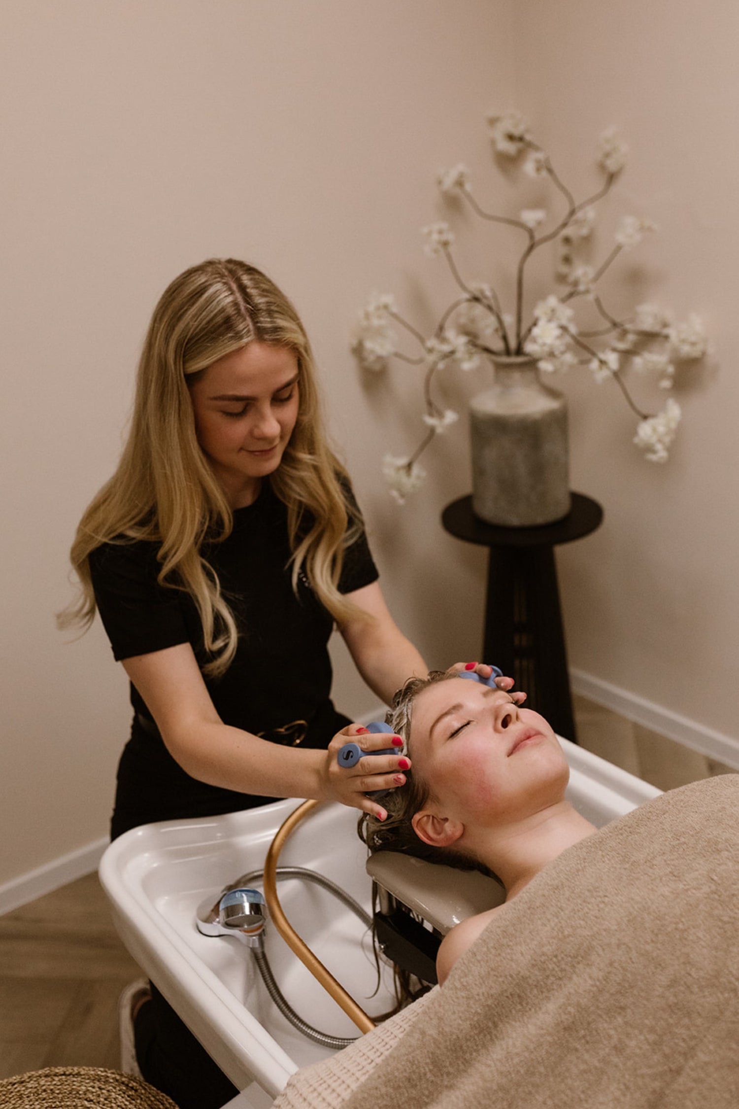 Treatment Japanese Head Spa Vrouw